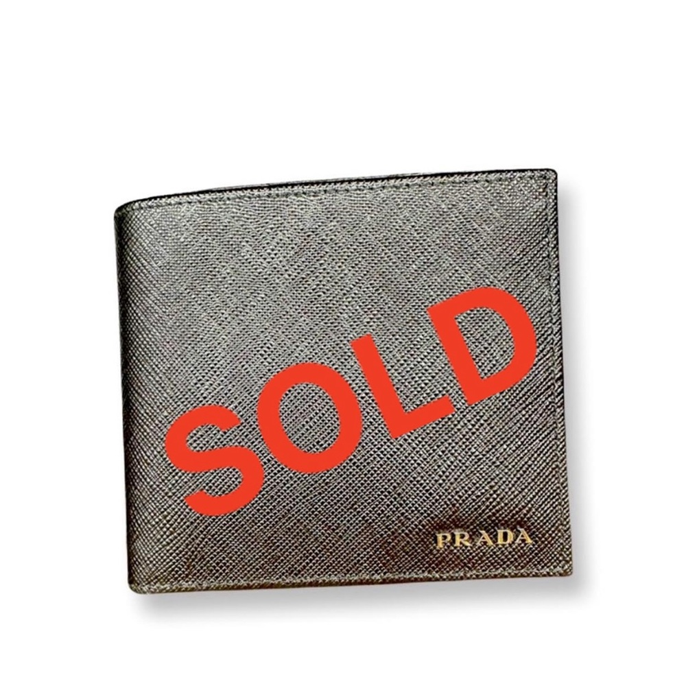 🎉HP🎉 PRADA MENS bifold saffiano leather wallet